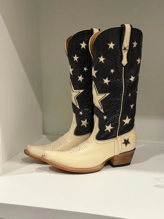 Freebird STARZZ Two-Tone Star Embossed Cowboy Boots - Black and Cream - Picture 3 of 7